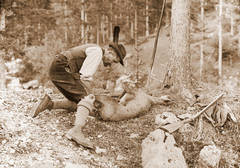 Der Wilddieb. Foto Karl Kaser, um 1900